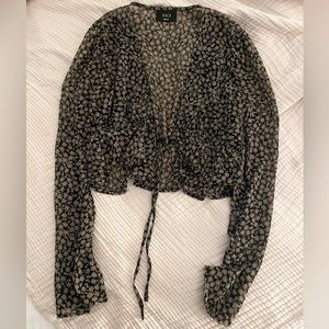 Vici - Floral tie-front blouse